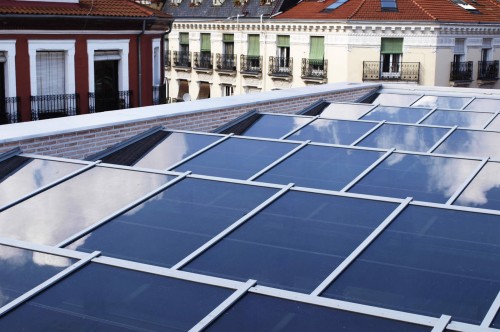 BIPV roof from the outside © Onyx Solar