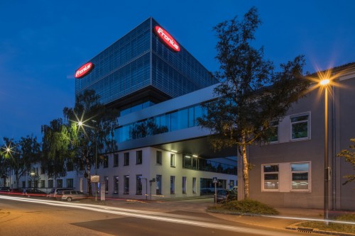 Dummy modules on the North façade © Dieter Moor, ertex solartechnik GmbH