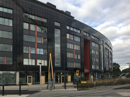 (3) Final installation. It is not obvious to everyone that the black façade is BIPV © BEAR-iD