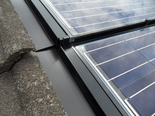 Detailansicht des “Solrif”-Montagesystems © Ing. Studio Blasbichler Srl