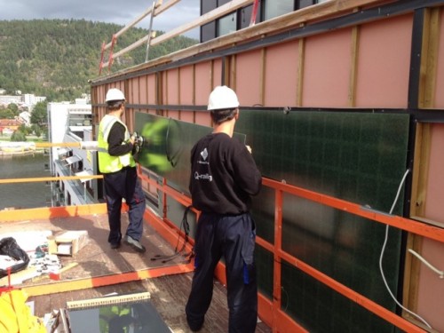 Mounting of the BIPV façade modules © FUSen