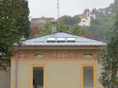 Teilansicht der BIPV-Bedachung © Arch. Valentina Carì
