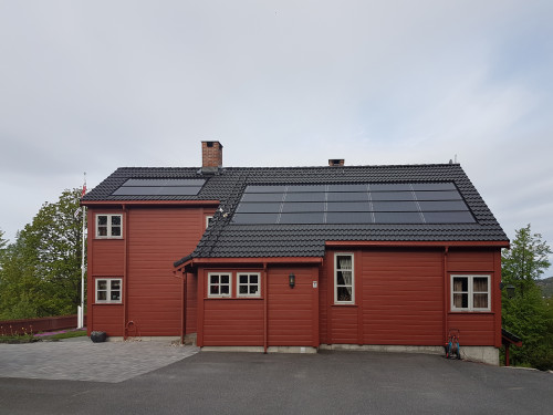 Solar Dachziegel SOLID Solrif SoliTek